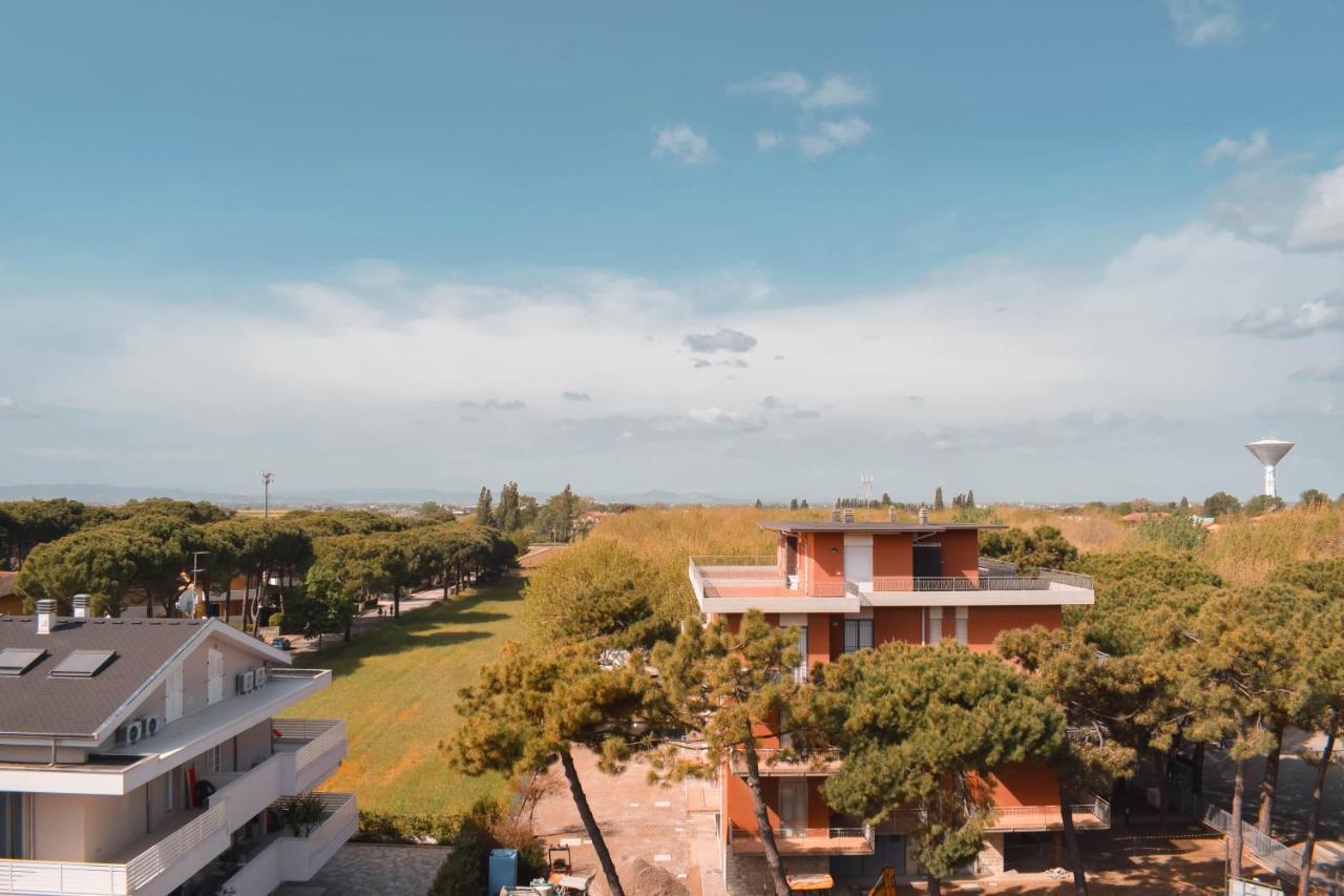 Hotel Zeus تّشيرفييا المظهر الخارجي الصورة